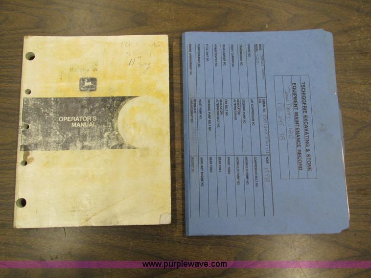 image for item I4212 1998 John Deere 120 excavator