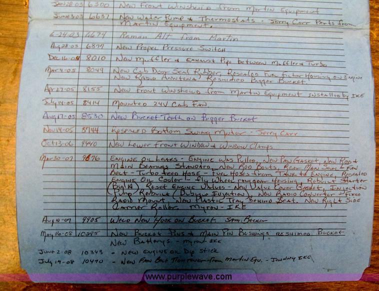 image for item I4212 1998 John Deere 120 excavator