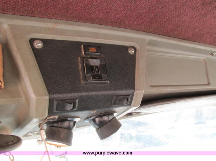 image for item I4214 1996 Kenworth T600 tri axle semi truck