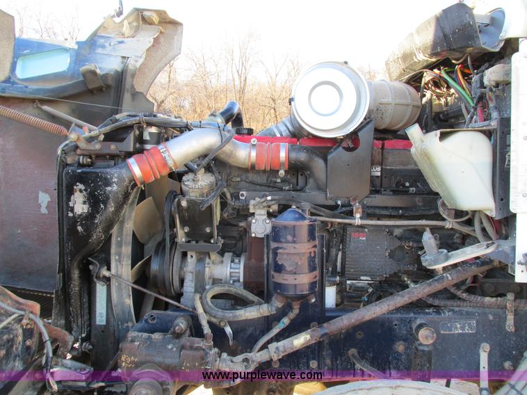 image for item I4214 1996 Kenworth T600 tri axle semi truck