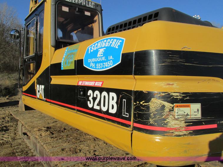 image for item I4216 1997 Caterpillar 320BL excavator