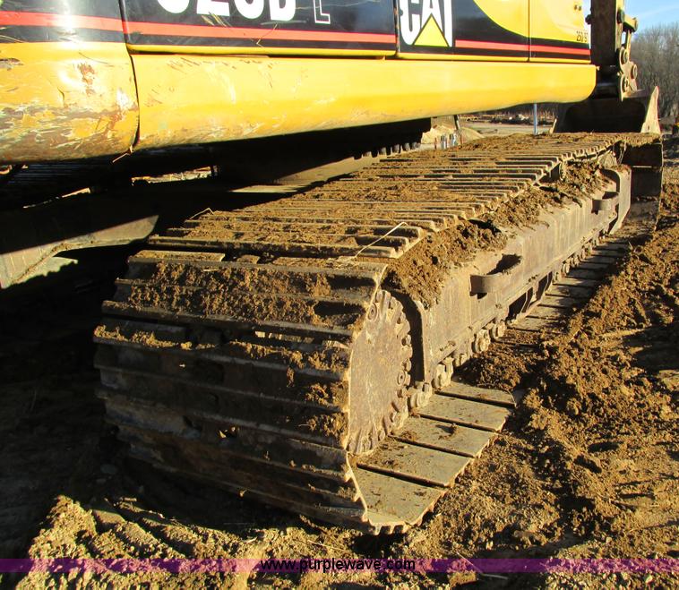 image for item I4216 1997 Caterpillar 320BL excavator