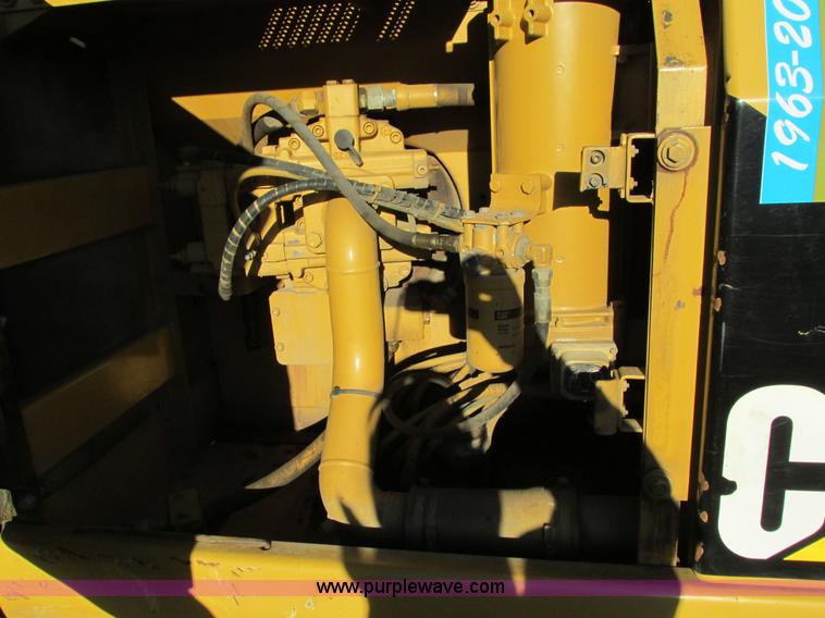 image for item I4216 1997 Caterpillar 320BL excavator