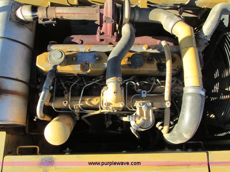 image for item I4216 1997 Caterpillar 320BL excavator