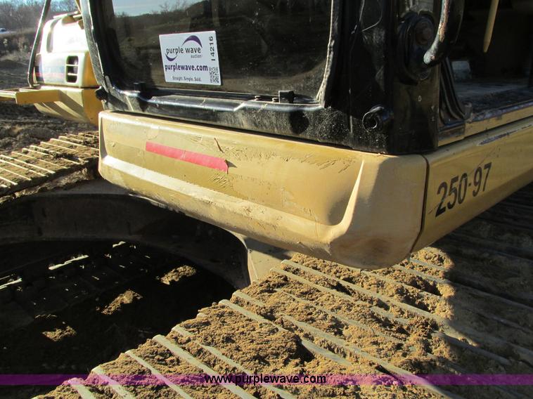 image for item I4216 1997 Caterpillar 320BL excavator