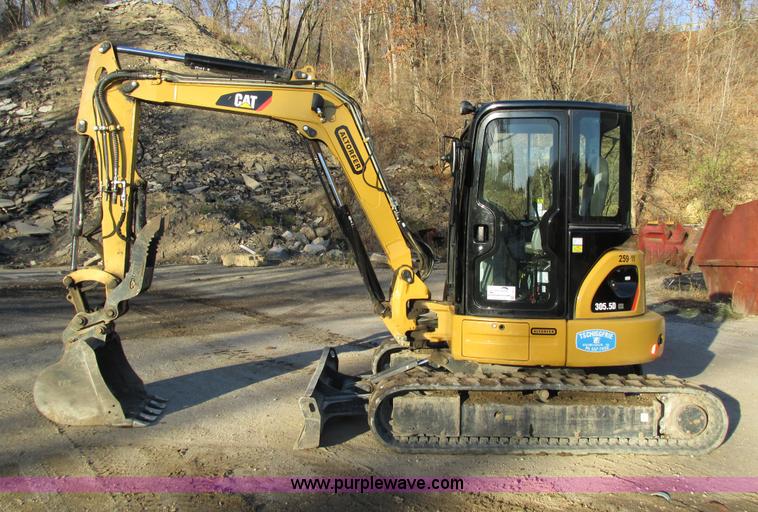 image for item I4217 2011 Caterpillar 305.5D CR mini excavator