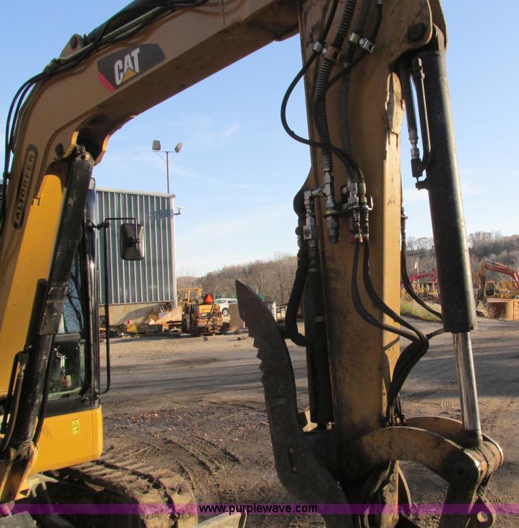 image for item I4217 2011 Caterpillar 305.5D CR mini excavator
