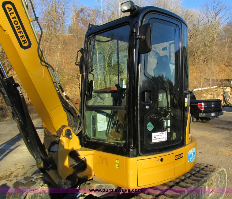 image for item I4217 2011 Caterpillar 305.5D CR mini excavator