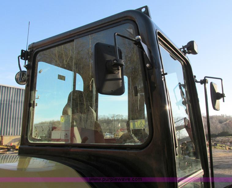 image for item I4217 2011 Caterpillar 305.5D CR mini excavator