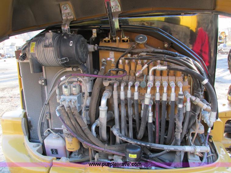 image for item I4217 2011 Caterpillar 305.5D CR mini excavator