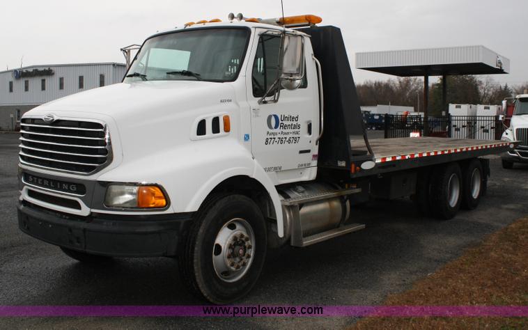 image for item C1653 2005 Sterling LT9500 rollback truck