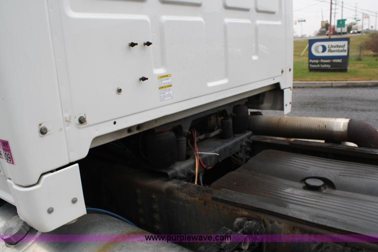 image for item C1653 2005 Sterling LT9500 rollback truck