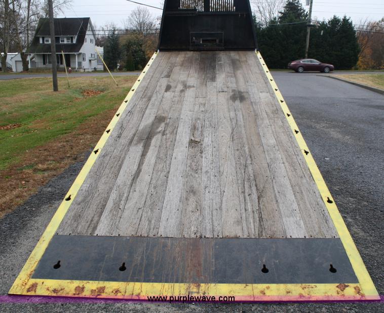 image for item C1653 2005 Sterling LT9500 rollback truck