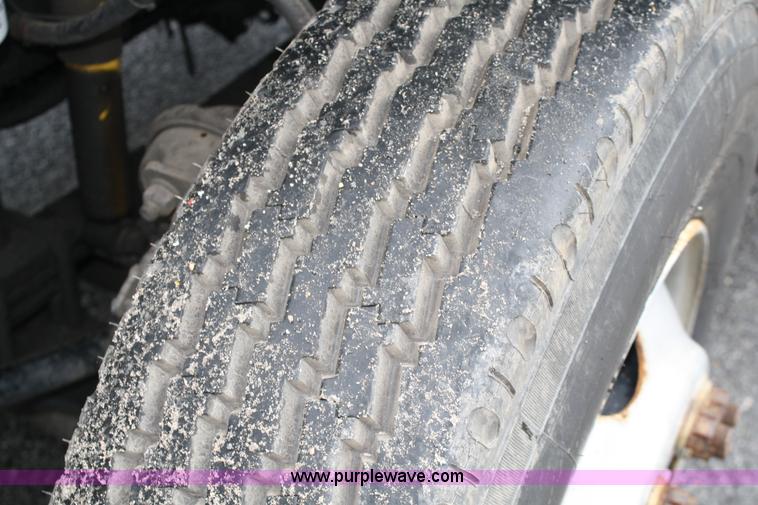 image for item C1653 2005 Sterling LT9500 rollback truck