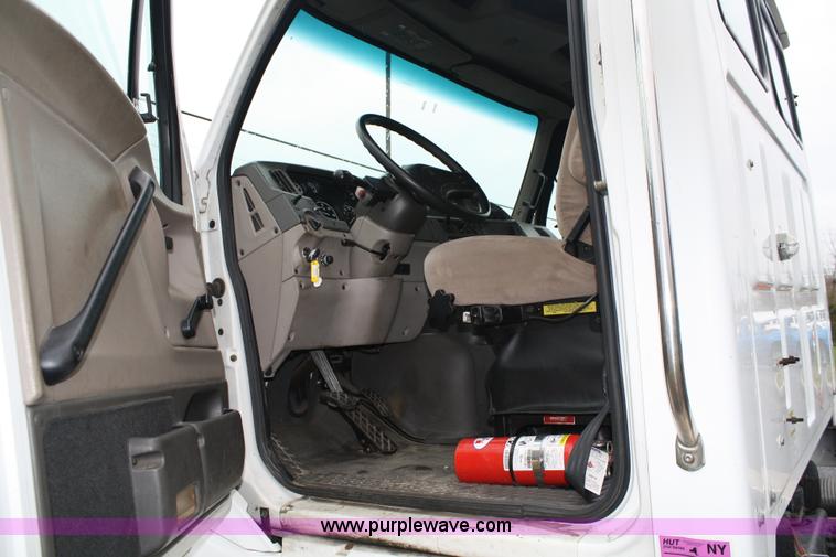 image for item C1653 2005 Sterling LT9500 rollback truck