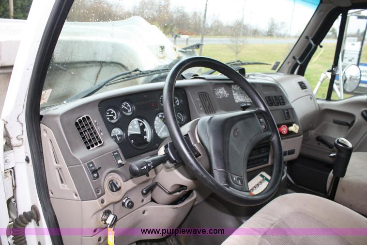 image for item C1653 2005 Sterling LT9500 rollback truck