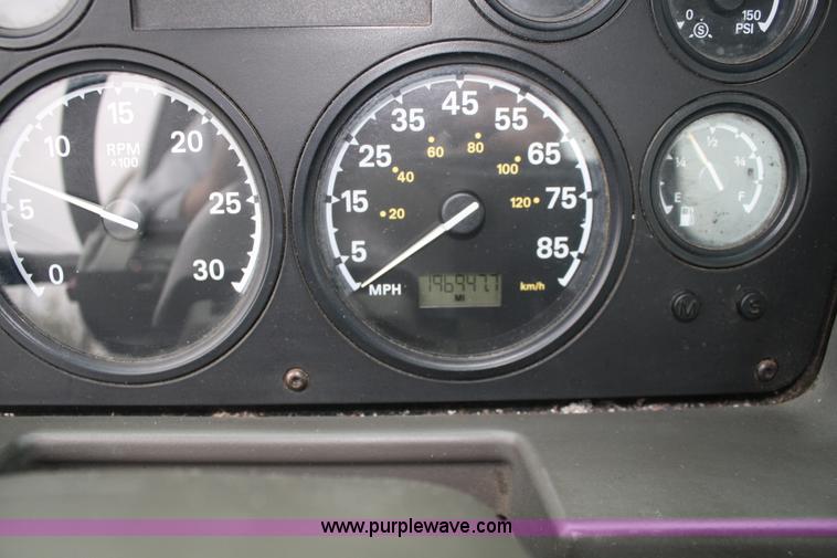 image for item C1653 2005 Sterling LT9500 rollback truck