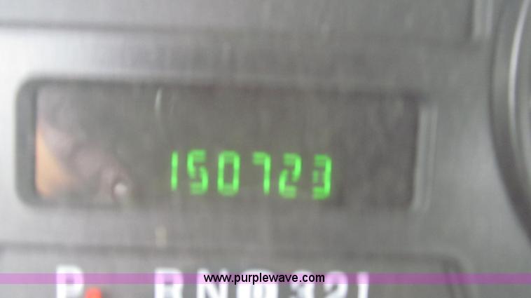 image for item G2214 2006 Ford F550 utility truck