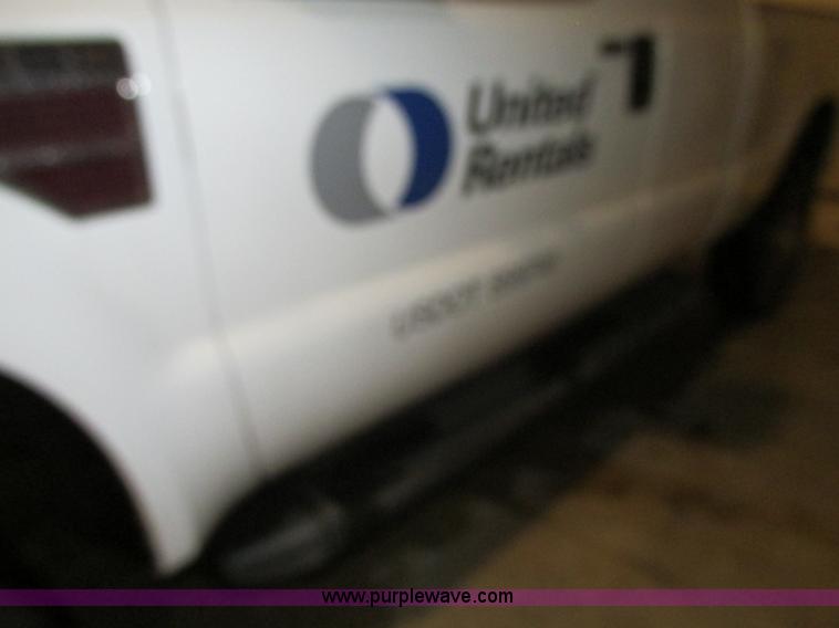 image for item G9186 2008 Ford F250 XLT Super Duty SuperCab service truck