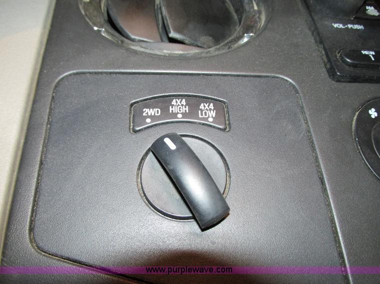 image for item G9186 2008 Ford F250 XLT Super Duty SuperCab service truck