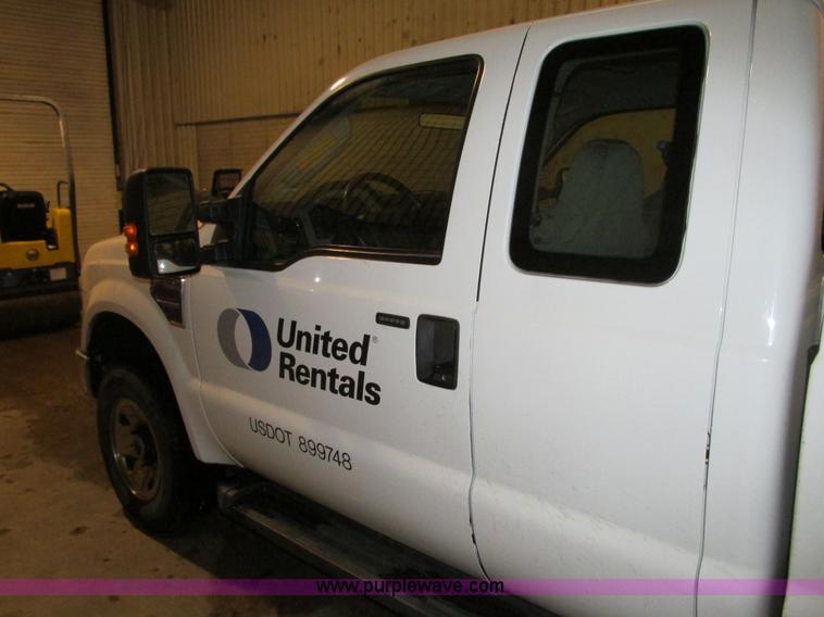 image for item G9186 2008 Ford F250 XLT Super Duty SuperCab service truck
