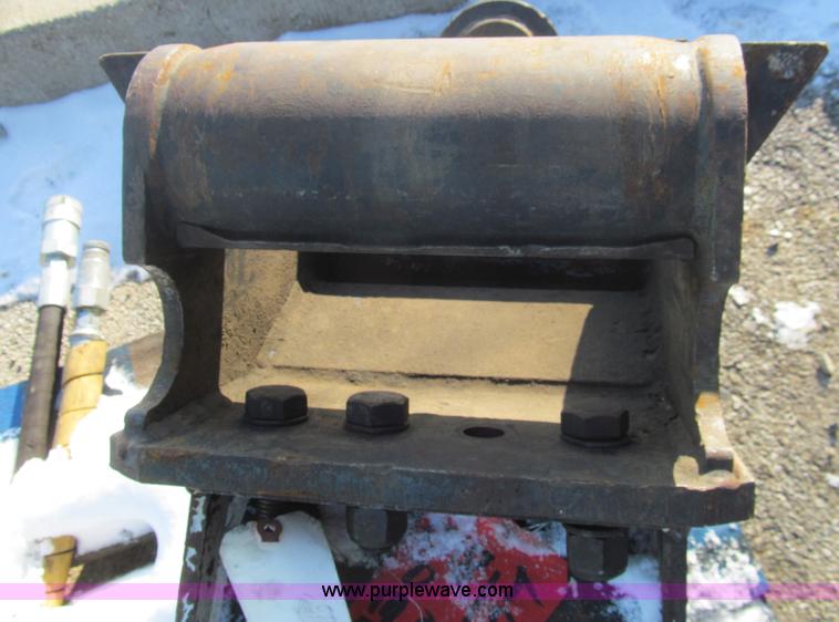 image for item G9668 2006 Stanley MB956 hydraulic breaker