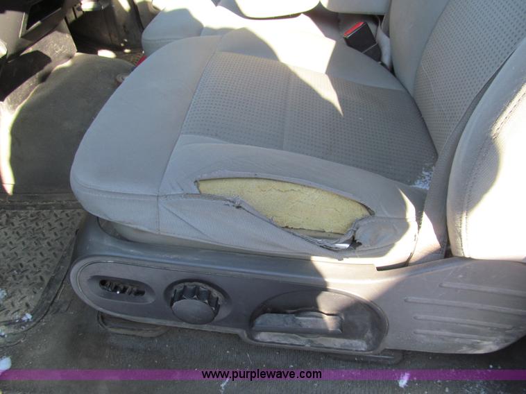 image for item G9669 2007 Ford F150 XLT SuperCab pickup truck