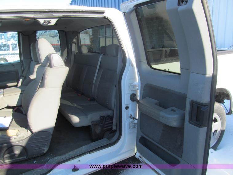 image for item G9669 2007 Ford F150 XLT SuperCab pickup truck