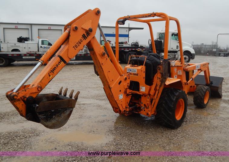 image for item H3913 2007 Almand TLB425ESL compact backhoe