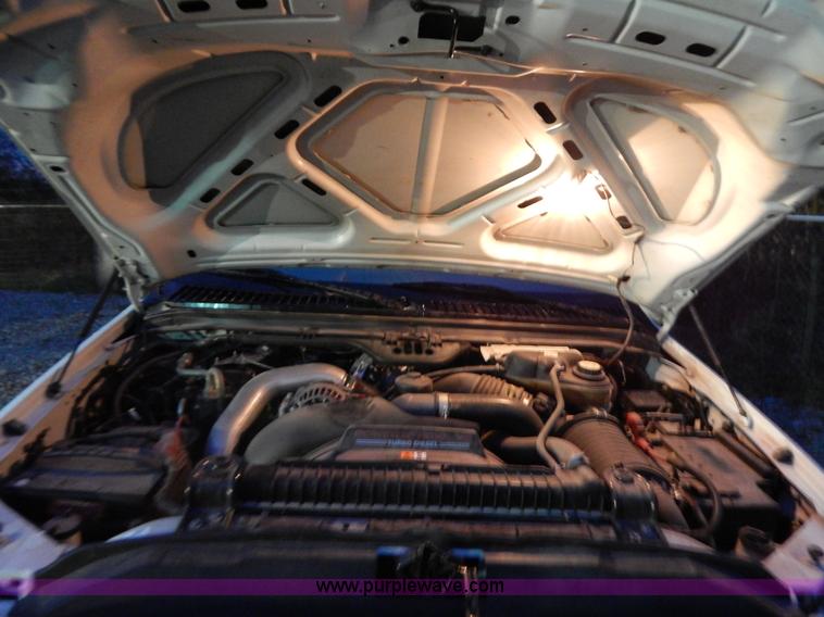 image for item H3924 2006 Ford F250 Super Duty pickup truck