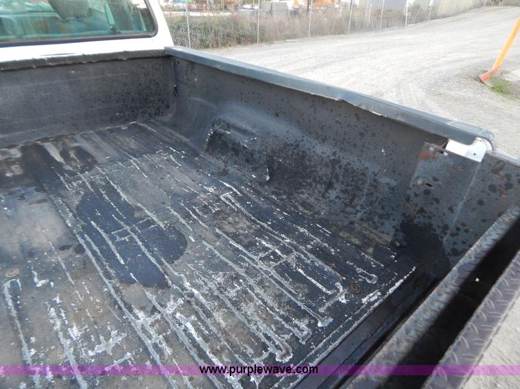 image for item H3966 2006 Ford F250 Super Duty pickup truck