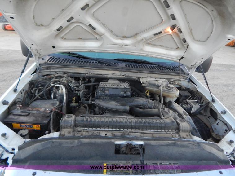 image for item H3966 2006 Ford F250 Super Duty pickup truck