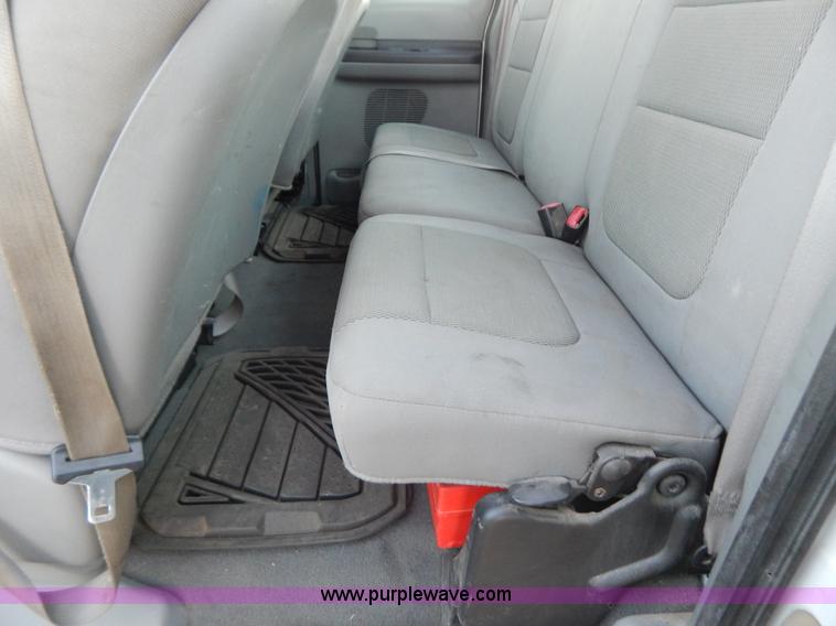 image for item H3966 2006 Ford F250 Super Duty pickup truck