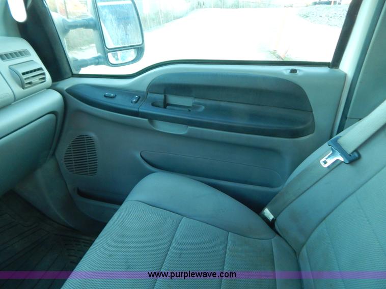 image for item H3966 2006 Ford F250 Super Duty pickup truck