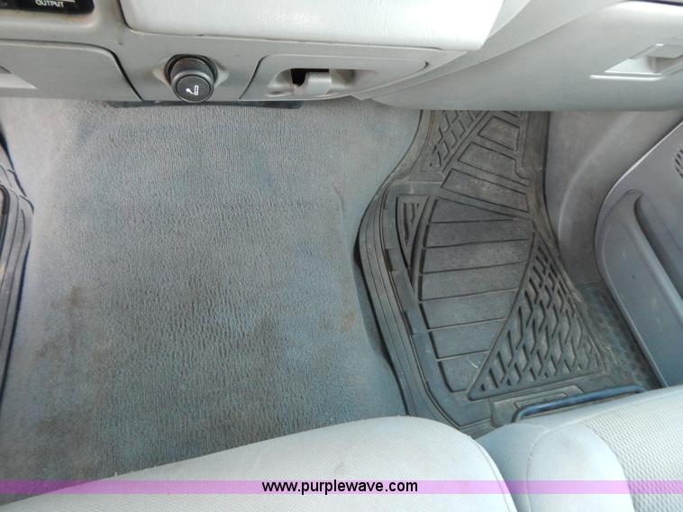 image for item H3966 2006 Ford F250 Super Duty pickup truck