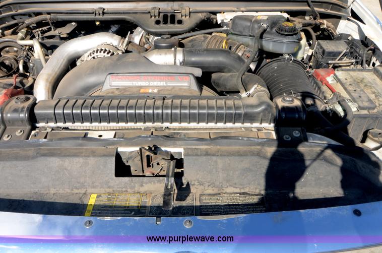 image for item H5000 2006 Ford F250 Super Duty XLT pickup truck