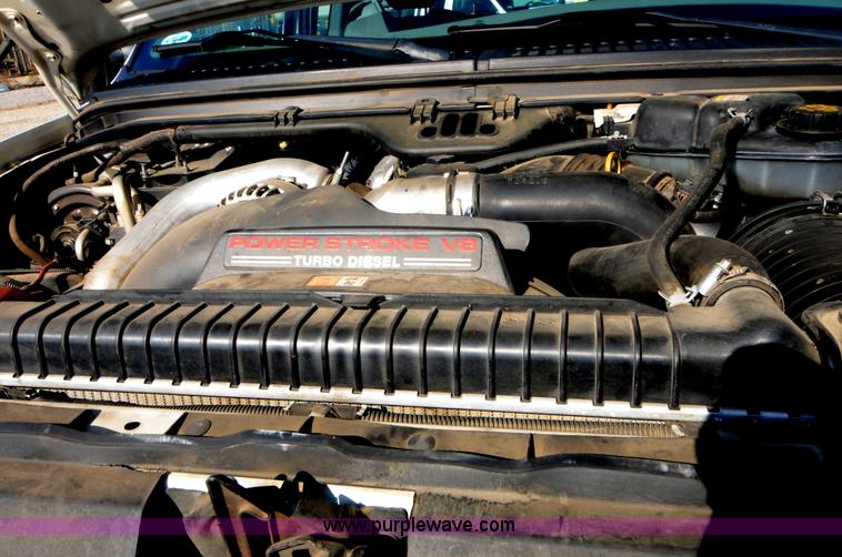 image for item H5000 2006 Ford F250 Super Duty XLT pickup truck