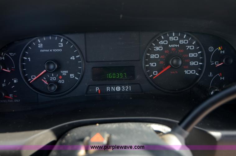 image for item H5000 2006 Ford F250 Super Duty XLT pickup truck