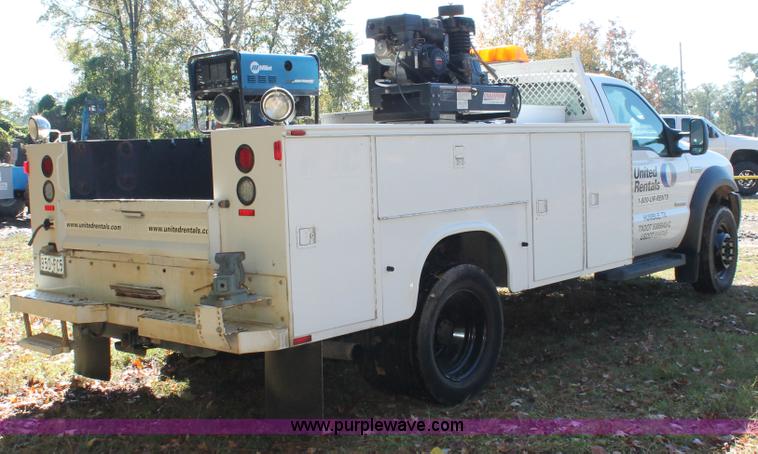 image for item H8390 2007 Ford F550 Super Duty XL service truck