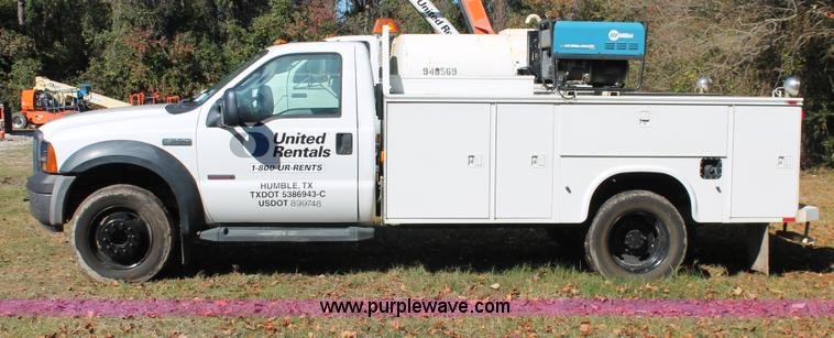 image for item H8390 2007 Ford F550 Super Duty XL service truck