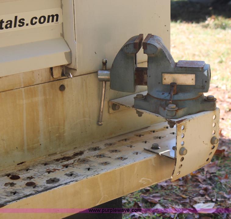 image for item H8390 2007 Ford F550 Super Duty XL service truck