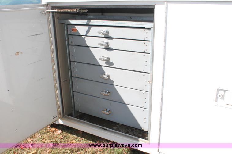 image for item H8390 2007 Ford F550 Super Duty XL service truck