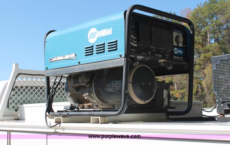 image for item H8390 2007 Ford F550 Super Duty XL service truck