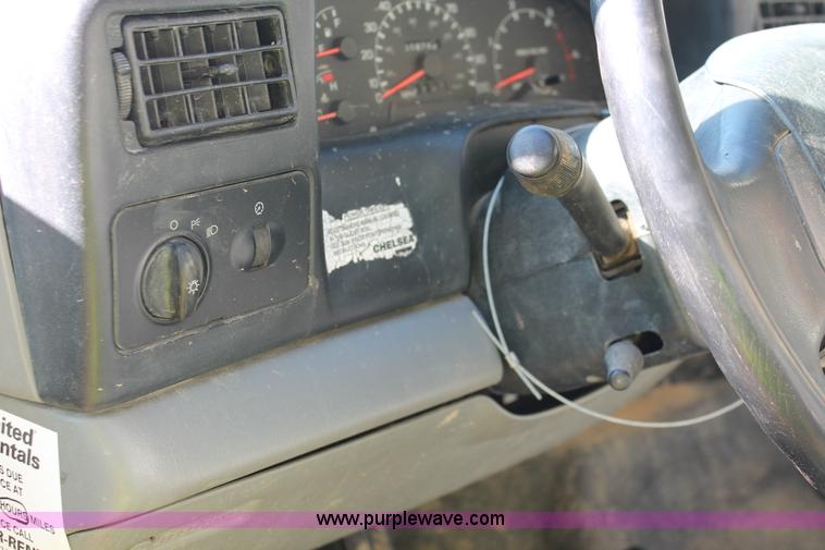 image for item H8391 2007 Ford F750 Super Duty XL water truck