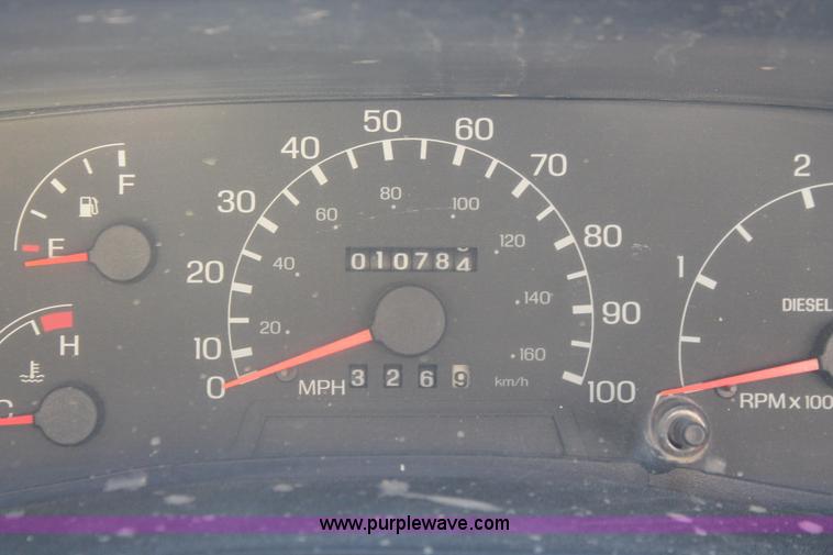 image for item H8391 2007 Ford F750 Super Duty XL water truck