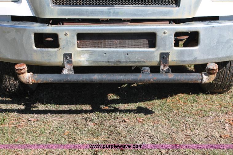 image for item H8391 2007 Ford F750 Super Duty XL water truck
