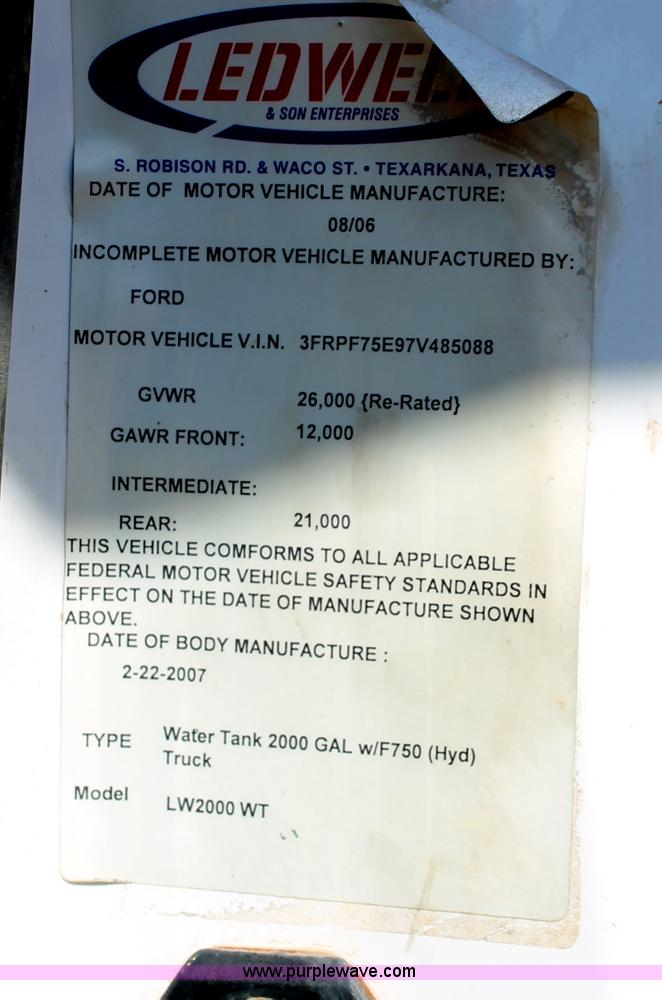 image for item H8391 2007 Ford F750 Super Duty XL water truck