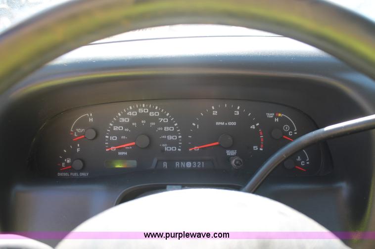 image for item H8392 2003 Ford F350 Super Duty XL stake truck