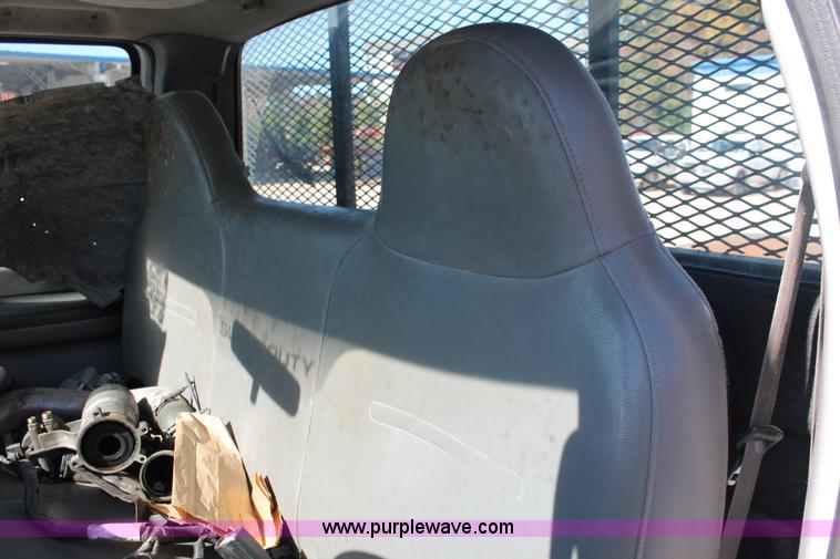 image for item H8392 2003 Ford F350 Super Duty XL stake truck