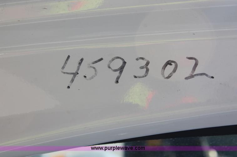 image for item H8392 2003 Ford F350 Super Duty XL stake truck